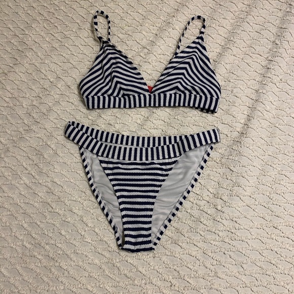 Bikin/swimsuit - Picture 1 of 8